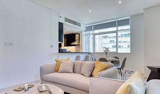 The Cosmopolitan Serene Living in a One Bedroom