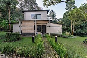 Lingga Garden House