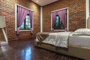 Lingga Garden House