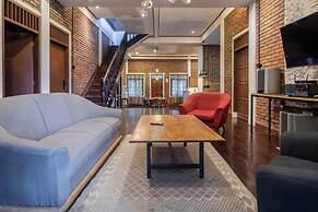 Lingga Garden House