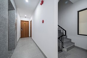 Saluton House