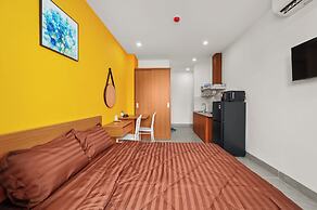 Saluton House