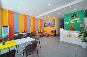 Saluton House