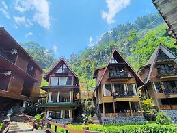 Bayan Village
