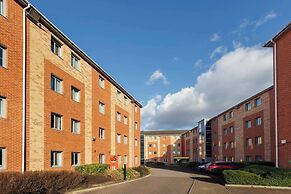 Student Only St Peters Court