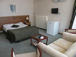 First Apart Residence