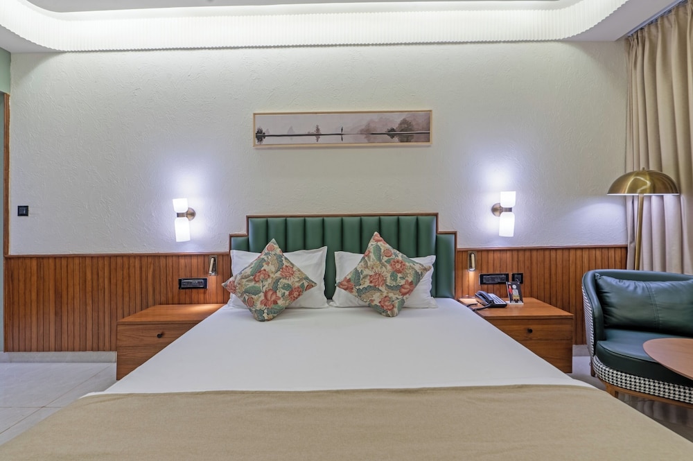 Hotel Idyllic Inn