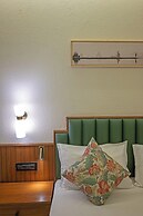 Hotel Idyllic Inn