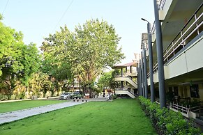 SWAMY RESORT