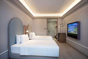 Mercure Changchun Ziyou Road Dahua