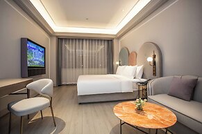 Mercure Changchun Ziyou Road Dahua