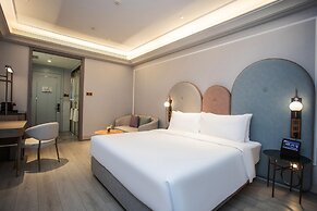 Mercure Changchun Ziyou Road Dahua