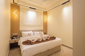 Deep Hotel