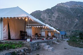 Camp The Sanga