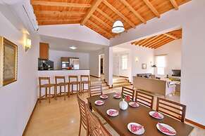 Villa Nane