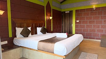 Royal Stone Resort