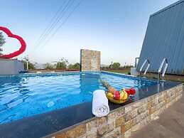 Royal Stone Resort