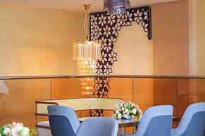 Arova Hotel