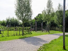 Treehouse in Tournai With Sauna & Forest Views