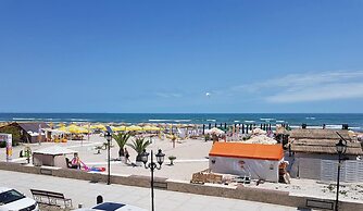 Wave 1 Promenada Apartments