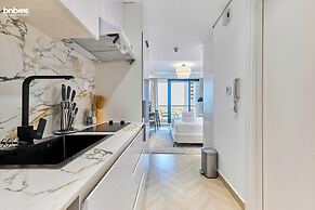bnbme - Gold Crest Views 2 - STUDIO