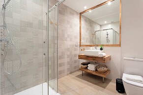 Exclusive apt 3rooms in Granda. Martinez Campos II