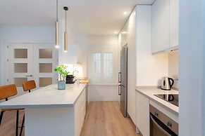 Exclusive apt 3rooms in Granda. Martinez Campos II