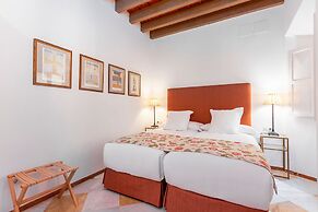 Traditional House With Private Terrace. Campamento