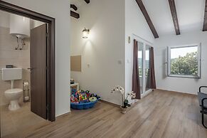 Harmony House Vito