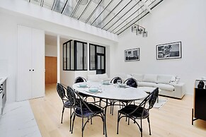 Authentique Apartment - 1br- 2P- Voltaire