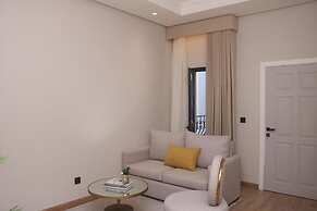 Palm Gate Hotel Suites
