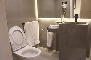 Palm Gate Hotel Suites