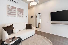 Oasis Luxe Boutique Suites by BQA