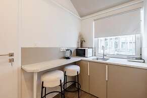 Oasis Luxe Boutique Suites by BQA