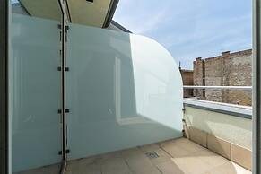 Oasis Luxe Boutique Suites by BQA