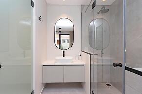 Oceanview Secure 3bed Apt Sea Point Marlo Breeze