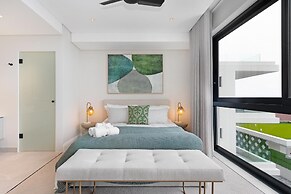 Alluring 2bed Apt w Sea Mountain Views Marlo Vale