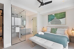 Alluring 2bed Apt w Sea Mountain Views Marlo Vale