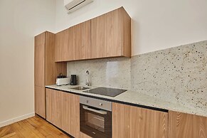 Saint Honore Luxury Apartment With AC