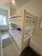 Sea View Stay for 6 Guests
