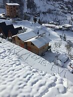 parla dağ evi