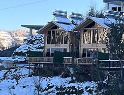 parla dağ evi