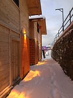 parla dağ evi