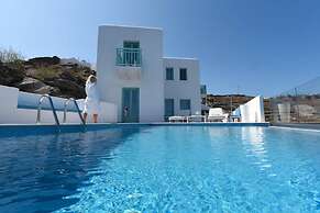 65 Stairs to Heaven Private Pool