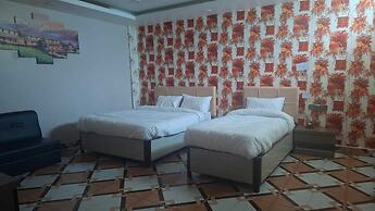 HOTEL DEV INN