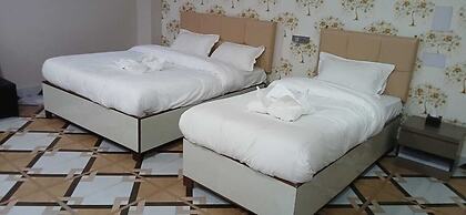 HOTEL DEV INN