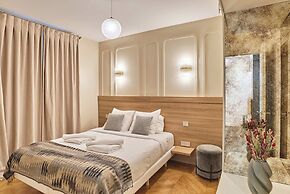 Superb Air-conditioned Flat on the Champs Elysees