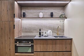 Superb Air-conditioned Flat on the Champs Elysees