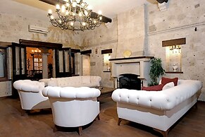 Mai Alaçatı