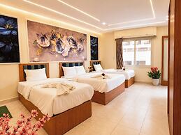 Garden City House Hotel